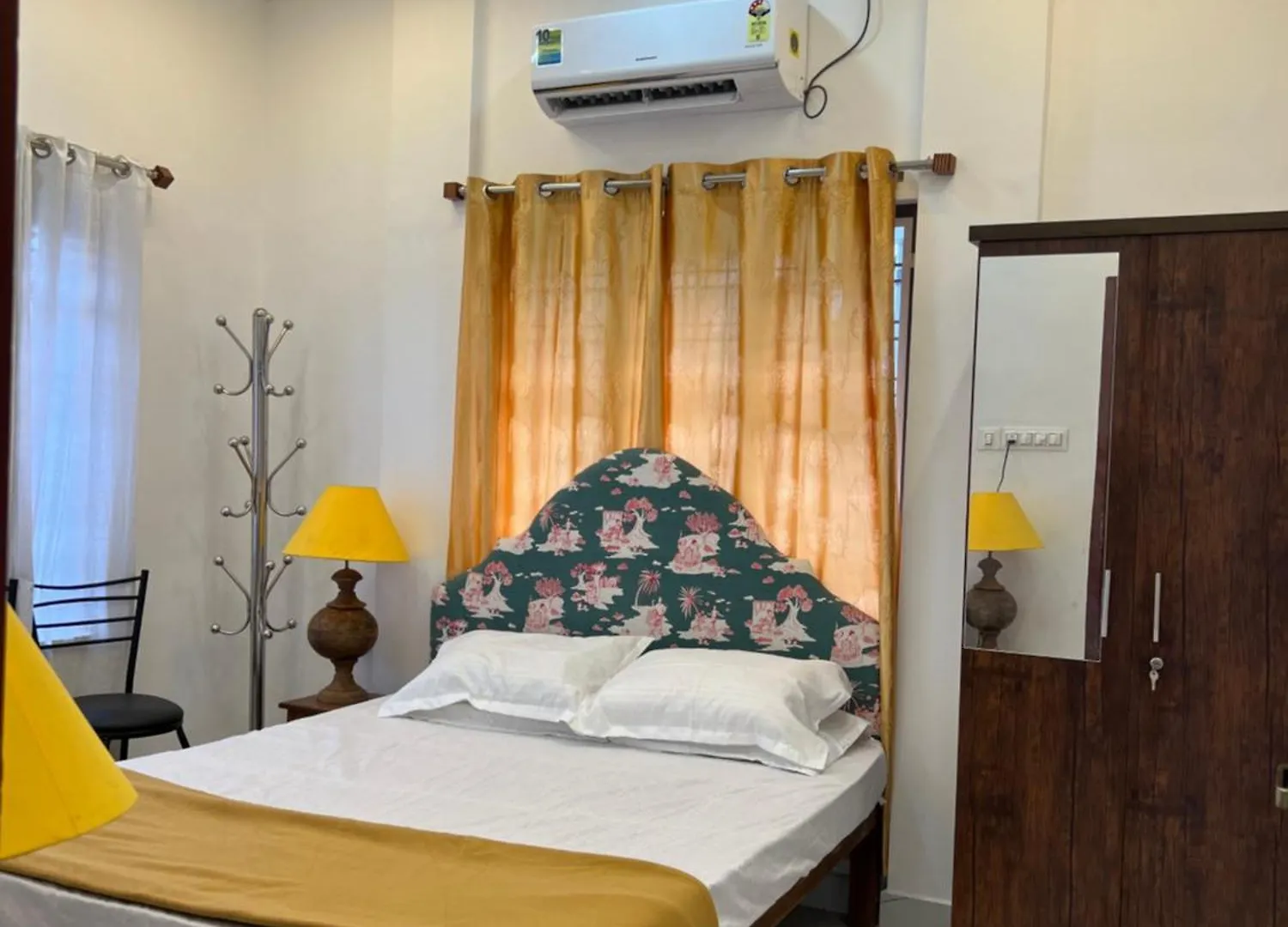 Nocleg ze śniadaniem The Bougainvilla Homestay Kochi